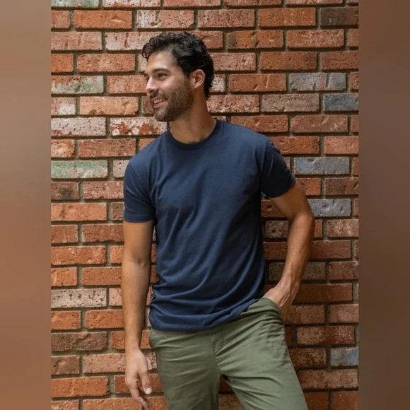 Fresh  Clean Threads [S] Crew Neck - Picture 2 of 5